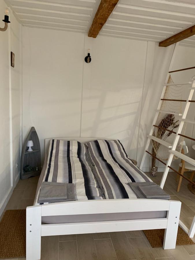 Rusnes Pakalnes Apartamentai Esterno foto