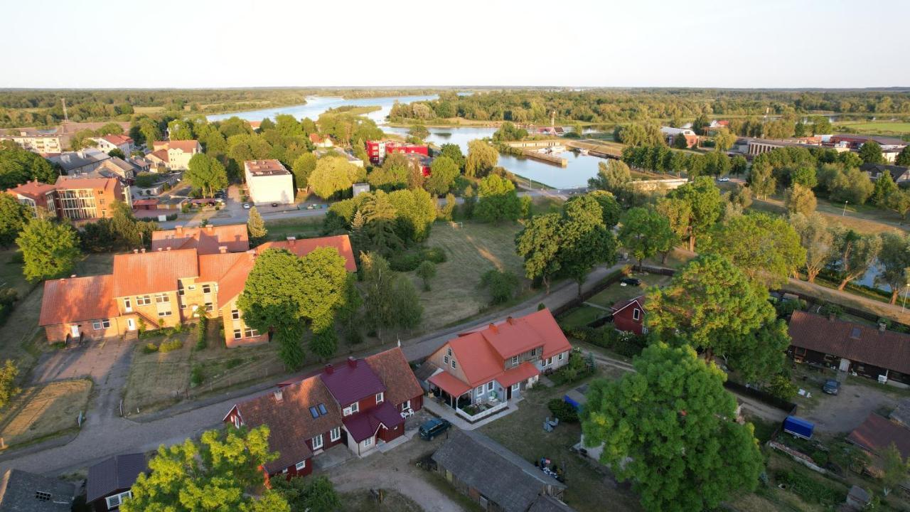 Rusnes Pakalnes Apartamentai Esterno foto
